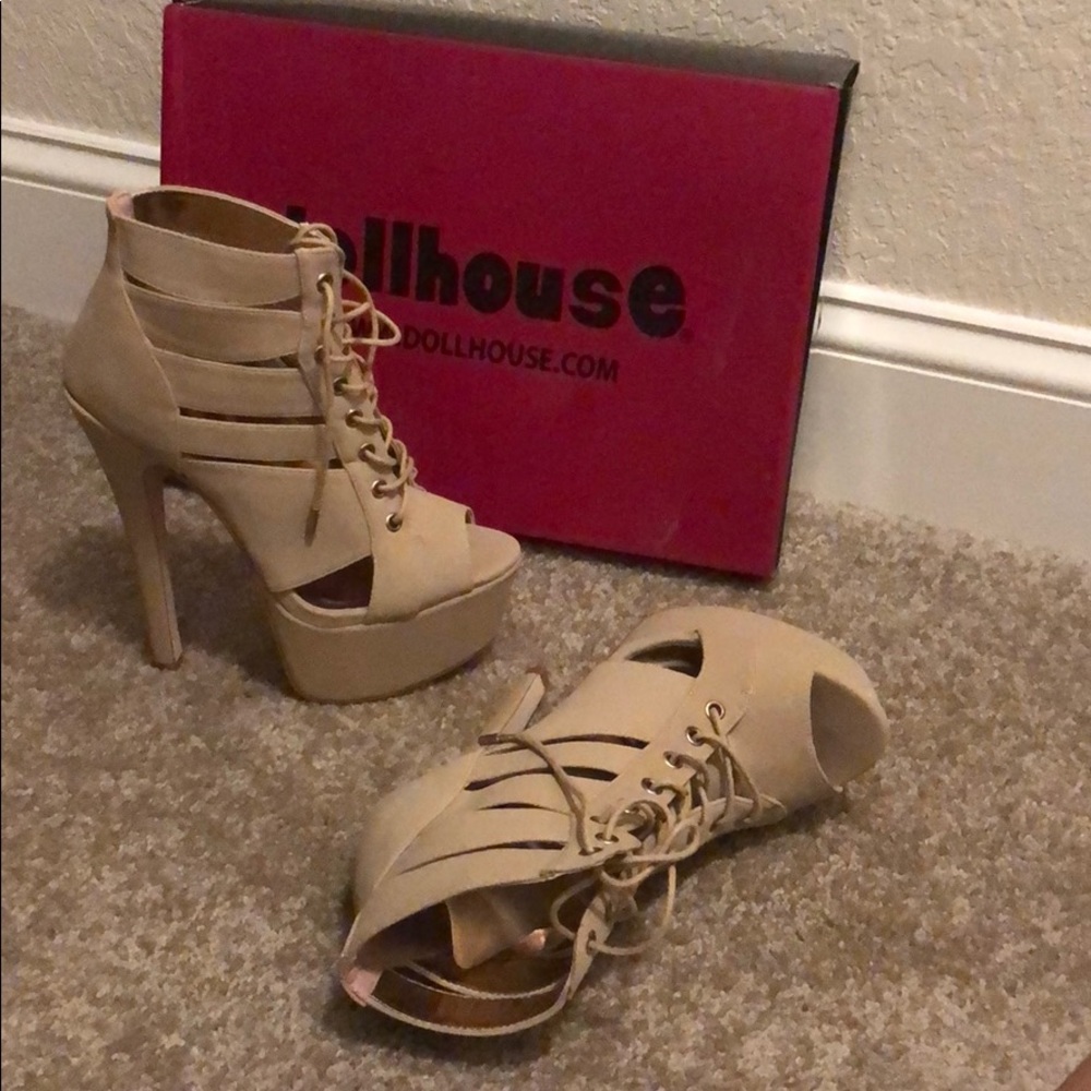 Tan 5in heel